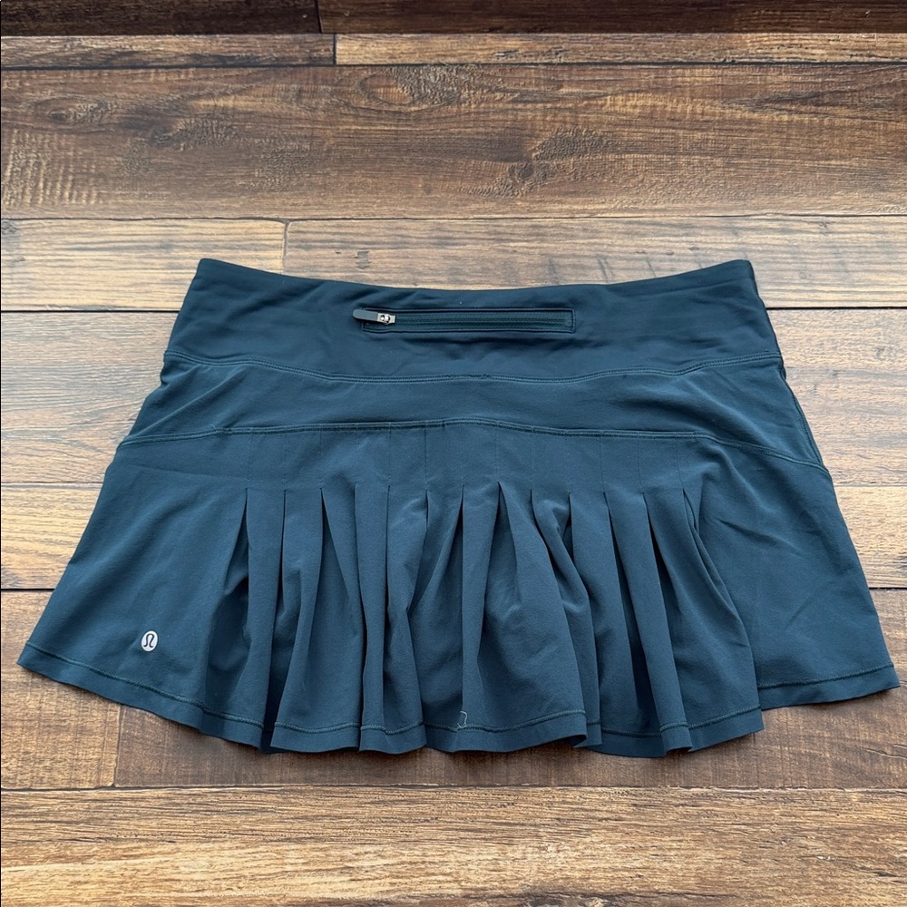 Lululemon Athletica Dark Blue Pleated Mini Skirt